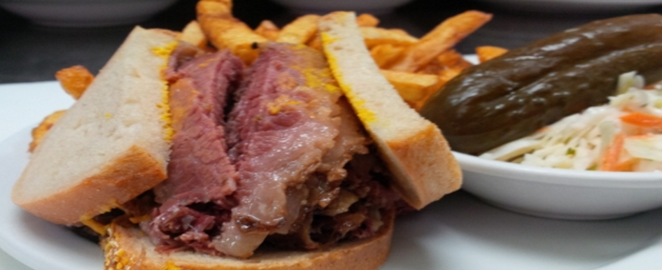 George's Deli Laval - Maison du Smoked Meat et Steak